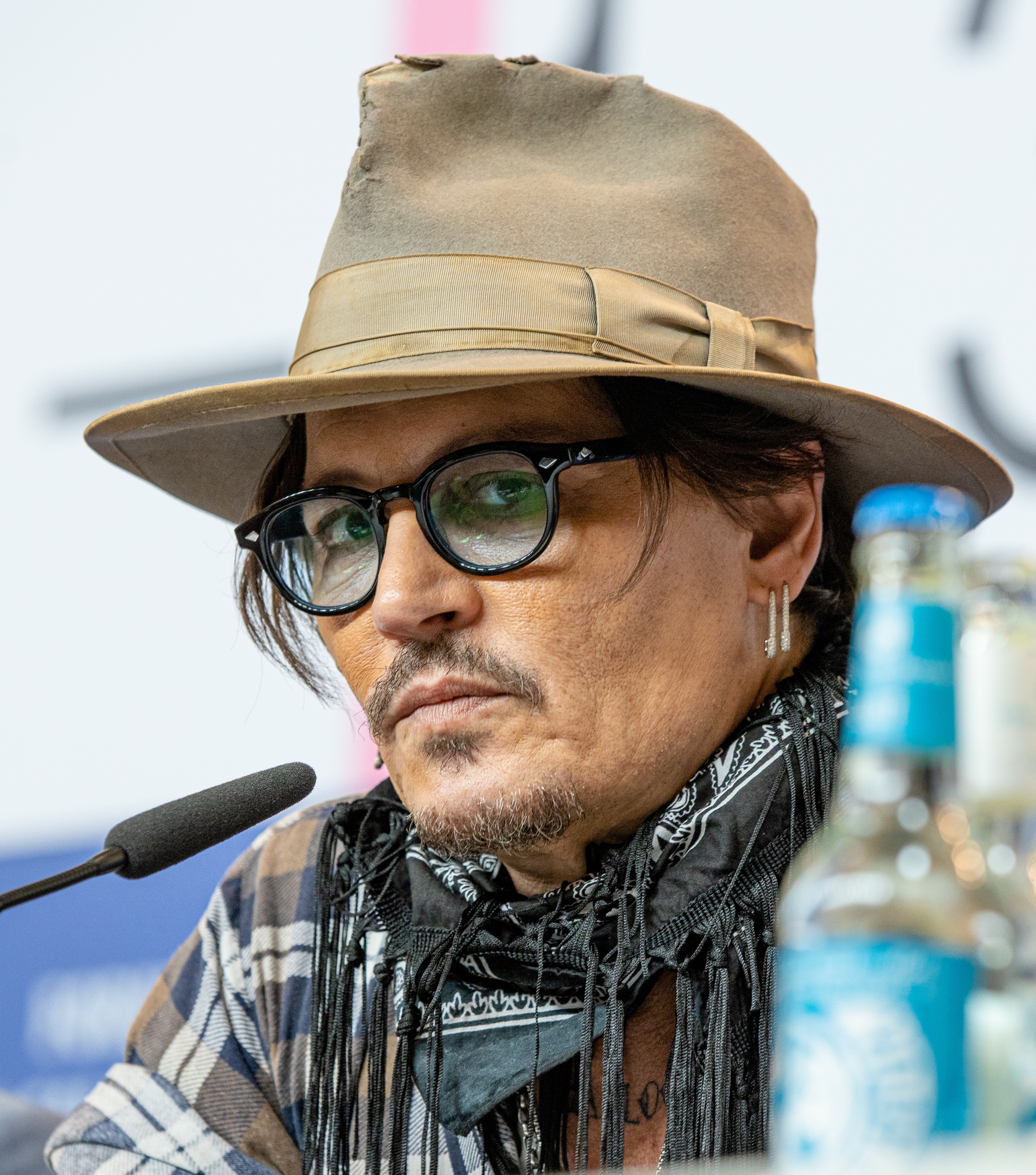 Johnny Depp's profile picture